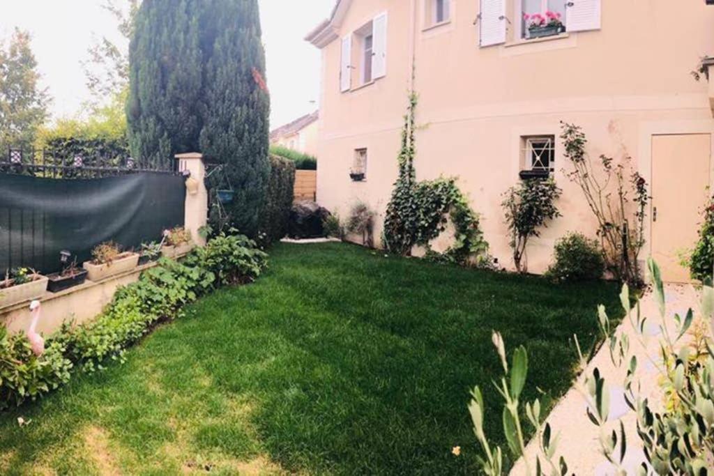 Ca Dei Figli, Charmante Maison De Ville. Bailly-Romainvilliers Bagian luar foto